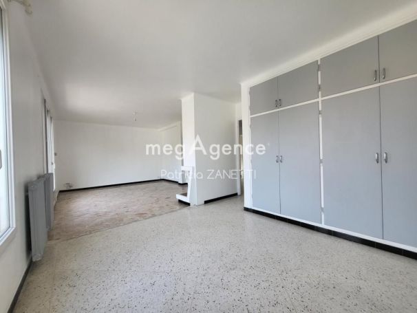 A louer APPARTEMENT T4 75 M2  PERPIGNAN