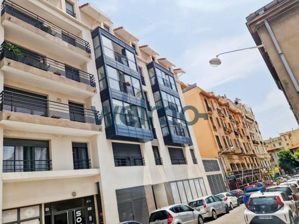 A louer STUDIO  36 M2 BORD DE MER NICE