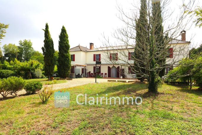 A vendre GîTE  LUCMAU
