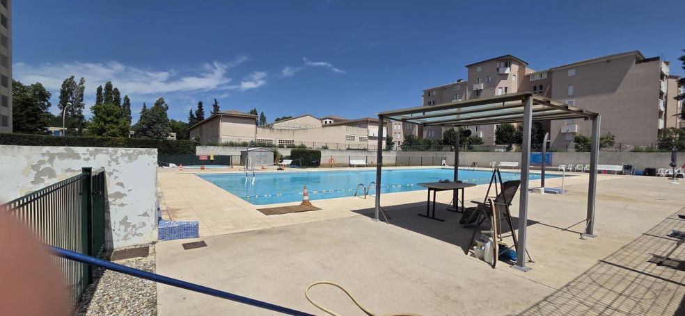 A louer APPARTEMENT T3 77 M2 TERRASSE  AUBAGNE