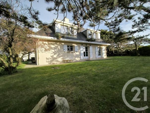 A louer MAISON  8 PIECES 155 M2 BORD DE MER CAMIERS