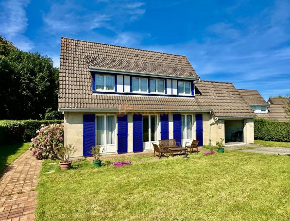 A vendre MAISON  4 PIECES 109 M2 BORD DE MER SAINT VALERY EN CAUX