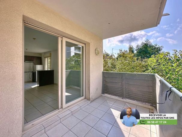 A louer APPARTEMENT T3 55 M2 TERRASSE BORD DE MER ANTIBES