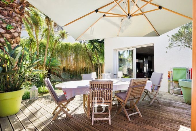 A vendre MAISON  7 PIECES 150 M2 BORD DE MER ANGLET