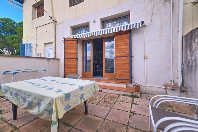 A louer APPARTEMENT T2 63 M2 TERRASSE  GARDANNE