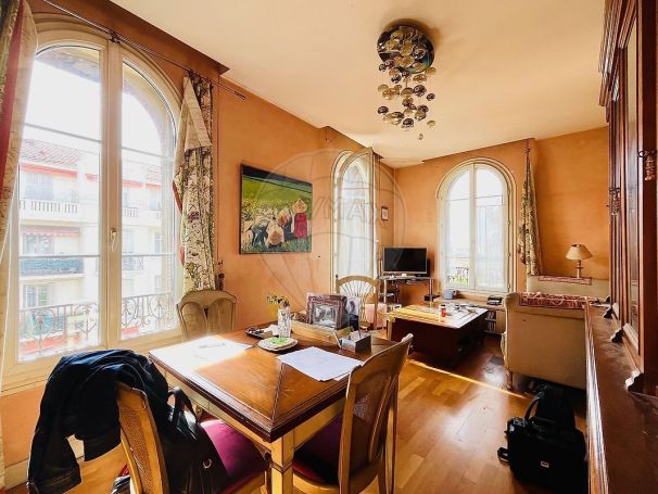 A louer APPARTEMENT T4 79 M2 BORD DE MER NICE