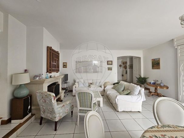 A louer MAISON  4 PIECES 144 M2 VUE MER L HOUMEAU