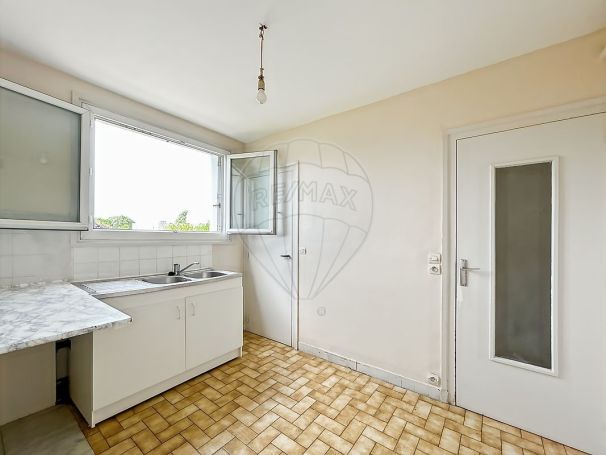 A louer APPARTEMENT T3 56 M2  REZE