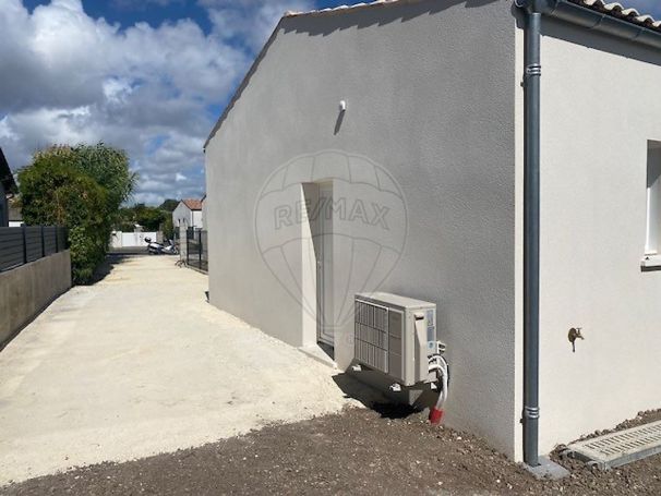 A louer MAISON  CONTEMPORAINE BORD DE MER VAUX SUR MER