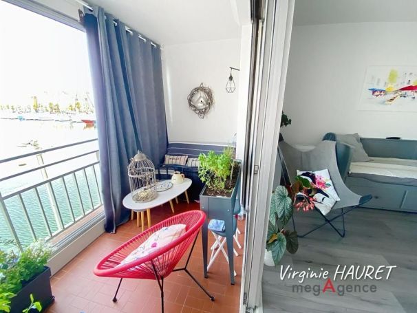 A louer STUDIO  28 M2 BORD DE MER GRUISSAN