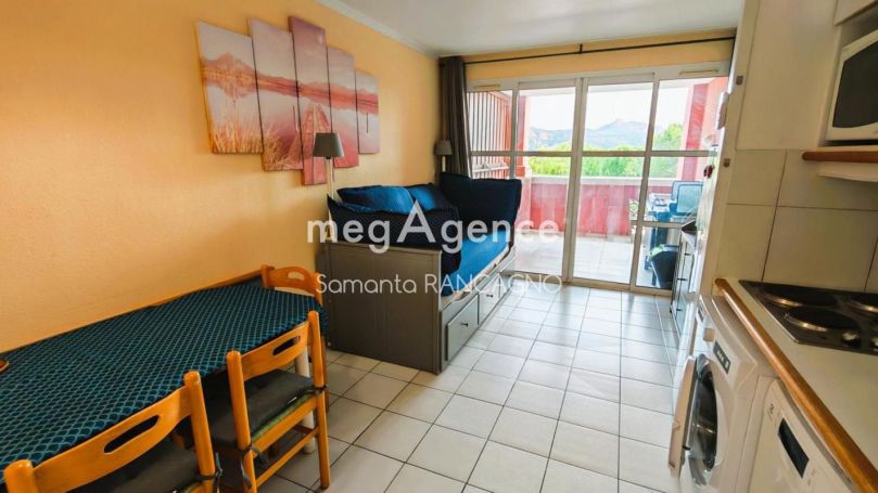 A louer APPARTEMENT T2 27 M2 TERRASSE BORD DE MER SAINT RAPHAEL