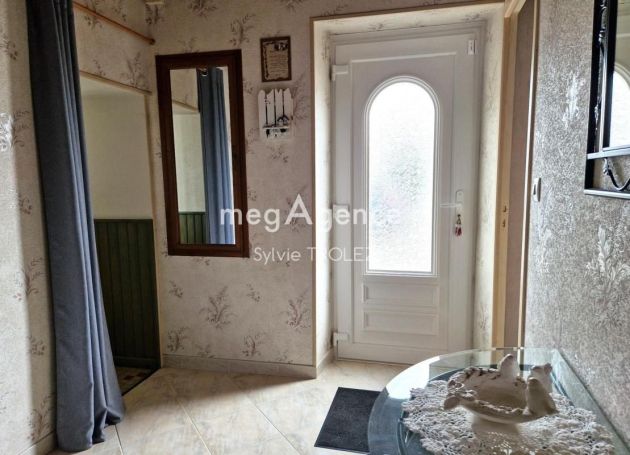 A louer LONGèRE  5 PIECES 119 M2  SAINT MATHURIN