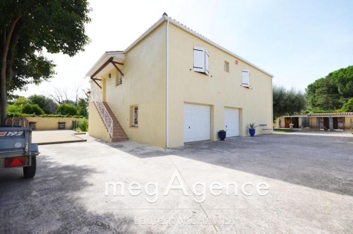 A louer MAISON  6 PIECES 130 M2  VILLENEUVE LES BEZIERS