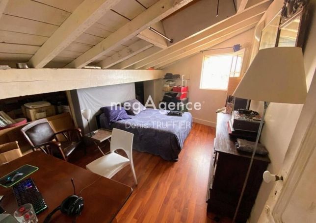 A louer APPARTEMENT T3 41 M2  BORDEAUX