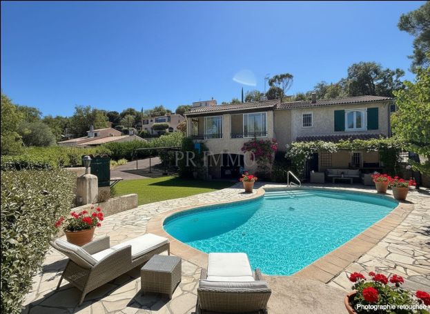 A vendre MAISON  5 PIECES 120 M2  TARADEAU