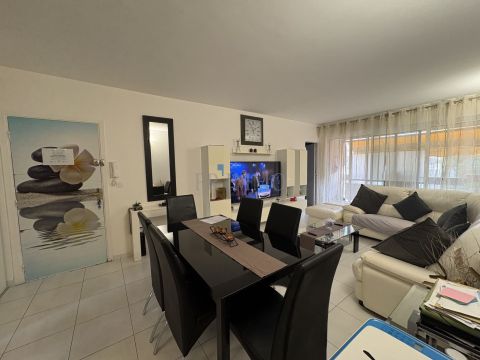 A louer APPARTEMENT T5 88 M2 BORD DE MER FREJUS