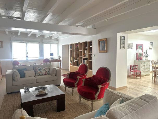 A vendre MAISON  6 PIECES 187 M2 BORD DE MER SAINT GILLES CROIX DE VIE