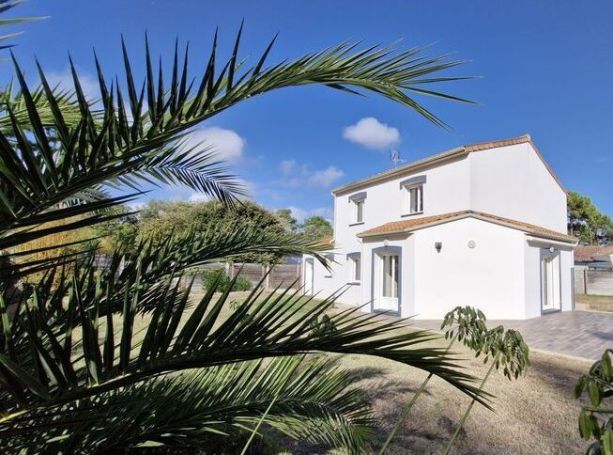 A vendre MAISON  6 PIECES 136 M2 PLAGE à PIED SAINT JEAN DE MONTS