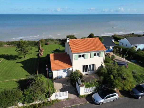 A vendre MAISON  DE PêCHEUR VUE MER QUIBERVILLE