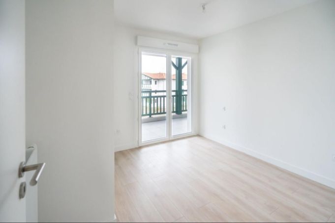 A louer APPARTEMENT T4 86 M2 TERRASSE BORD DE MER BIDART