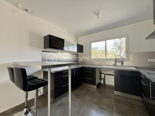A louer MAISON  CONTEMPORAINE  SAINT JEAN DE VEDAS