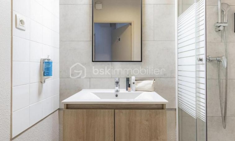 A louer STUDIO  19 M2 BORD DE MER LA ROCHELLE