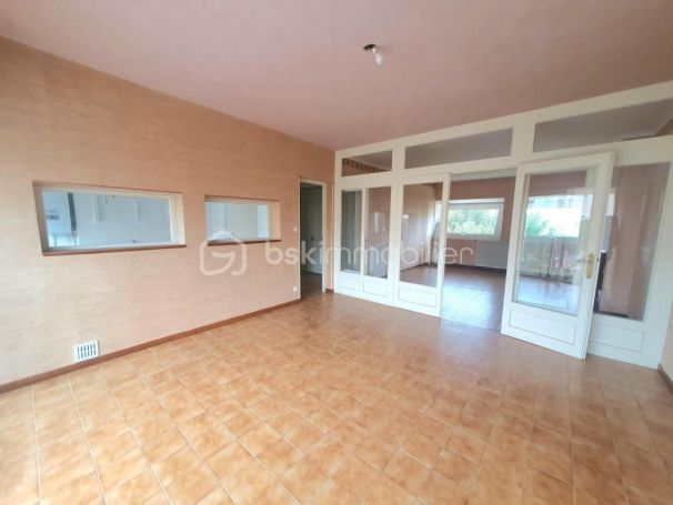 A louer APPARTEMENT T4 95 M2  BEZIERS