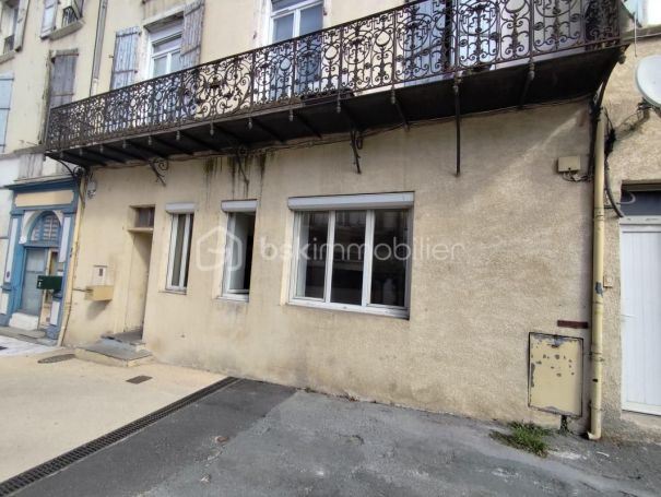 A louer APPARTEMENT T5 145 M2  SAINT PONS DE THOMIERES