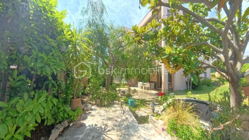 A louer APPARTEMENT T4 85 M2 TERRASSE BORD DE MER SAINT LAURENT DU VAR
