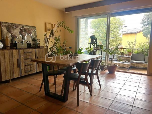 A louer MAISON  DE MAîTRE  CAZILHAC