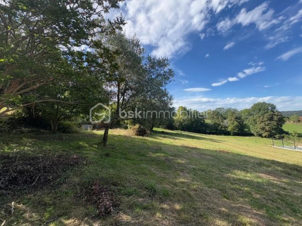 A louer MAISON  5 PIECES 117 M2  MONEIN