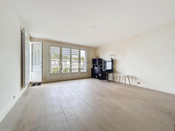 A louer APPARTEMENT T2 63 M2  CAEN
