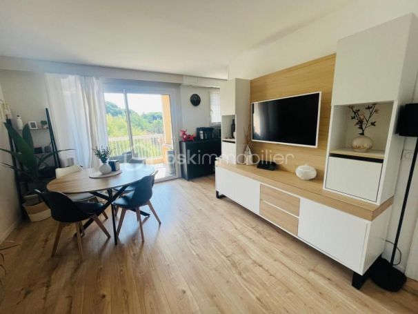 A louer APPARTEMENT T2 38 M2 BORD DE MER CAVALAIRE SUR MER
