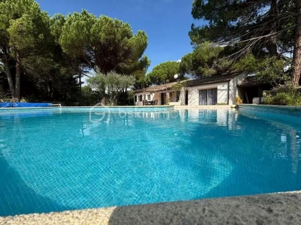 A louer MAISON  6 PIECES 130 M2  PALAJA