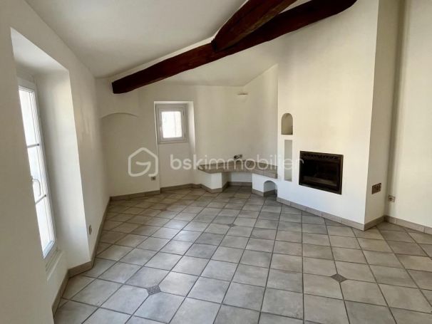 A louer APPARTEMENT DUPLEX T4 81 M2 BORD DE MER ROQUEBRUNE SUR ARGENS