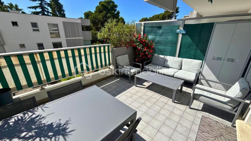A louer APPARTEMENT T2 54 M2 TERRASSE BORD DE MER ANTIBES
