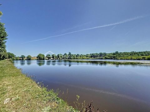 A louer LONGèRE  5 PIECES 140 M2  VILLERS CANIVET
