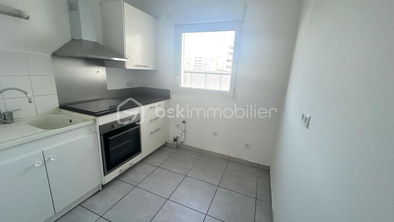 A louer APPARTEMENT T3 57 M2 TERRASSE  LA VALETTE DU VAR