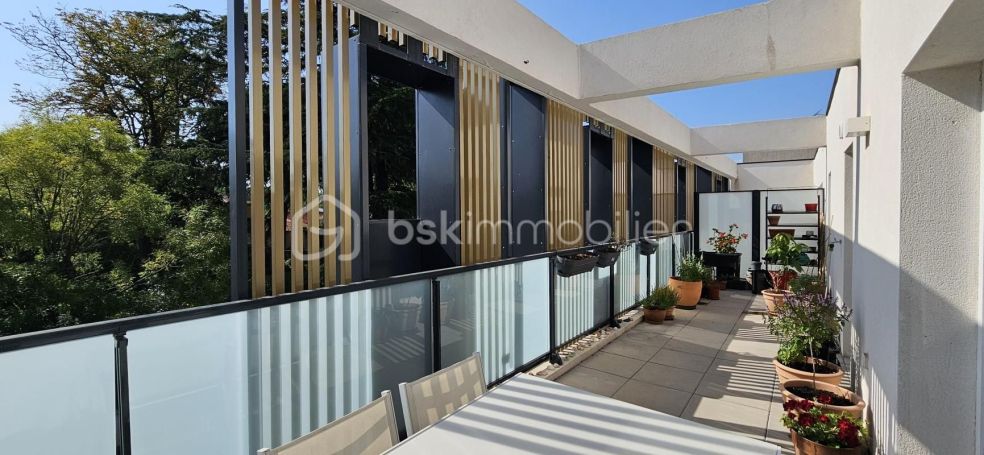 A louer APPARTEMENT DE PRESTIGE T5 101 M2 TERRASSE  CASTELNAU LE LEZ