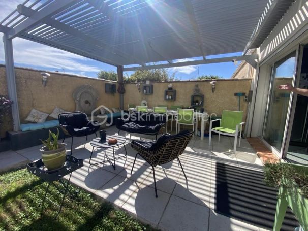 A louer MAISON  5 PIECES 111 M2 BORD DE MER LATTES