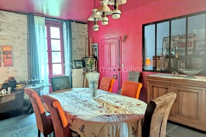 A louer MAISON  DE MAîTRE  CHATEAUBRIANT