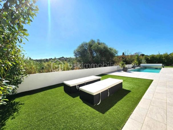 A louer MAISON  6 PIECES 145 M2  TOURBES