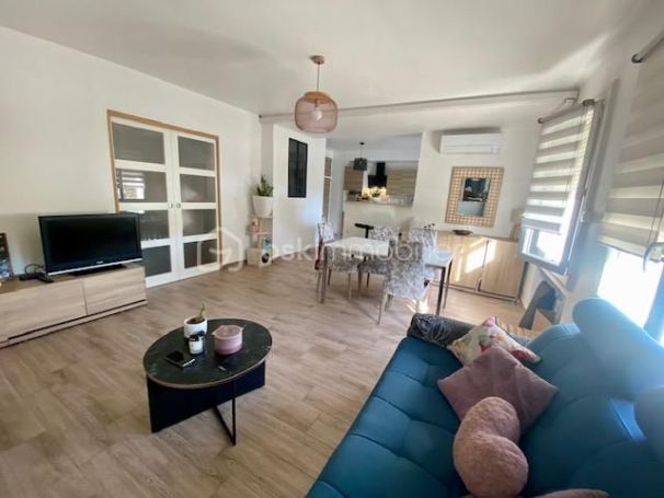 A louer APPARTEMENT T4 84 M2  CASTELNAU LE LEZ