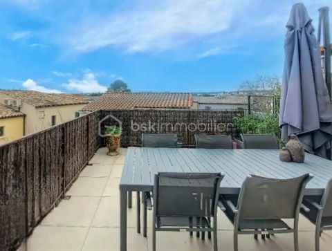 A louer LOFT T3 62 M2 TERRASSE BORD DE MER POUSSAN