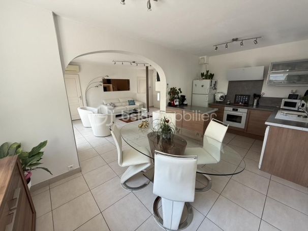 A louer MAISON  CONTEMPORAINE BORD DE MER SETE