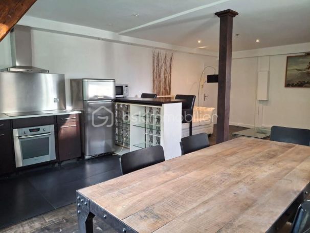 A louer LOFT T3 66 M2 PIEDS DANS L'EAU DIEPPE