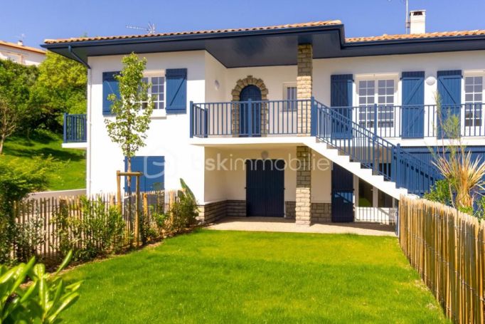 A louer APPARTEMENT T2 40 M2 TERRASSE  SAINT JEAN DE LUZ