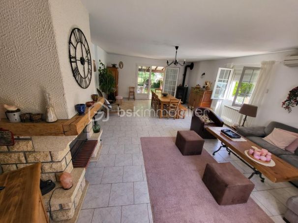 A louer MAISON  5 PIECES 106 M2  TORNAC