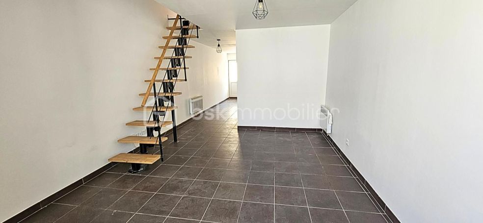 A louer APPARTEMENT DUPLEX T3 64 M2  NIMES