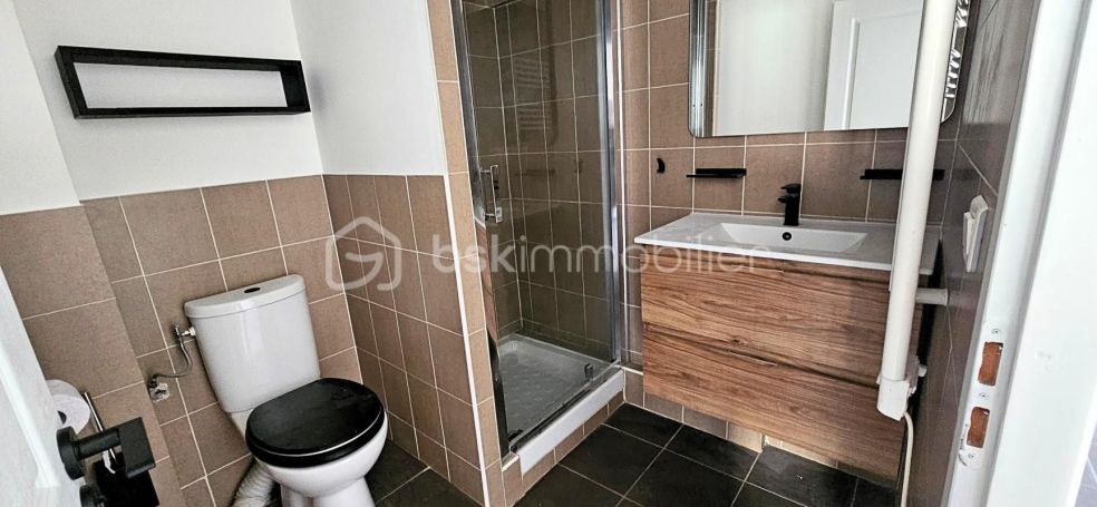 A louer APPARTEMENT DUPLEX T3 64 M2  NIMES